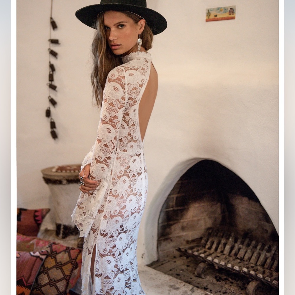 ✨ Spell 💫and the gypsy collective Rosamond lace gown revolver collection - Picture 3 of 16